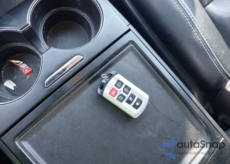 2017 Toyota Sienna Se z USA, uszkodzony, nr VIN 5TDXZ3DC8HS881260